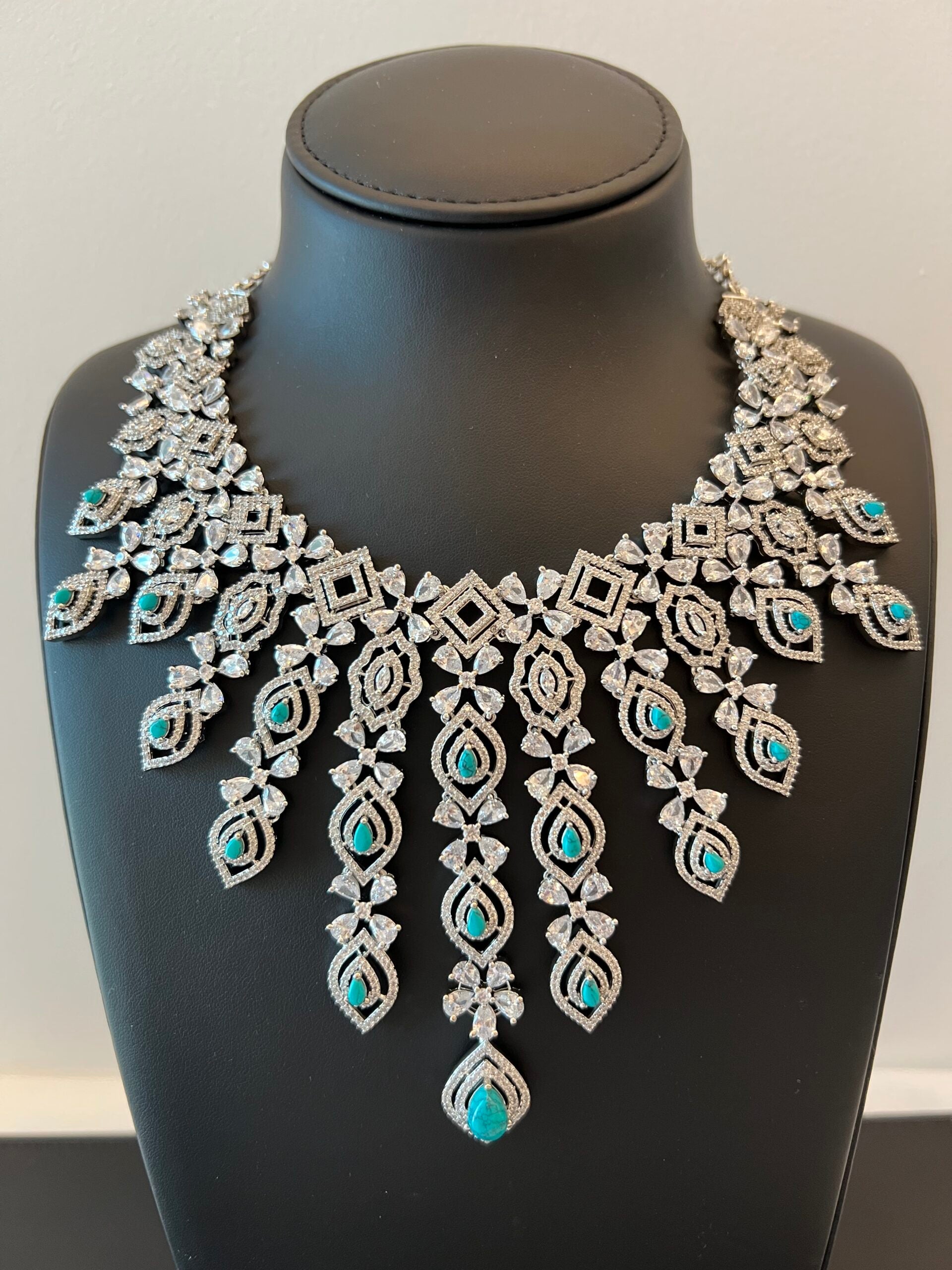 AMAL | TURQUOISE