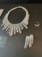 JAWAHER | WHITE