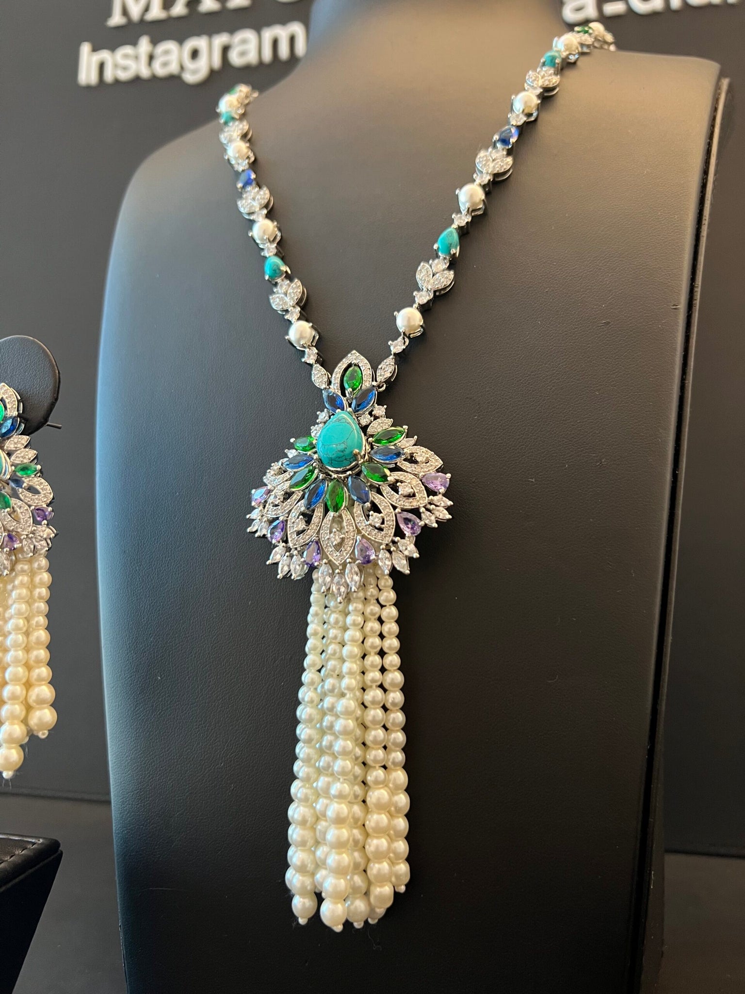 AL HOSN | PEARLS & TURQUOISE & PURPLE