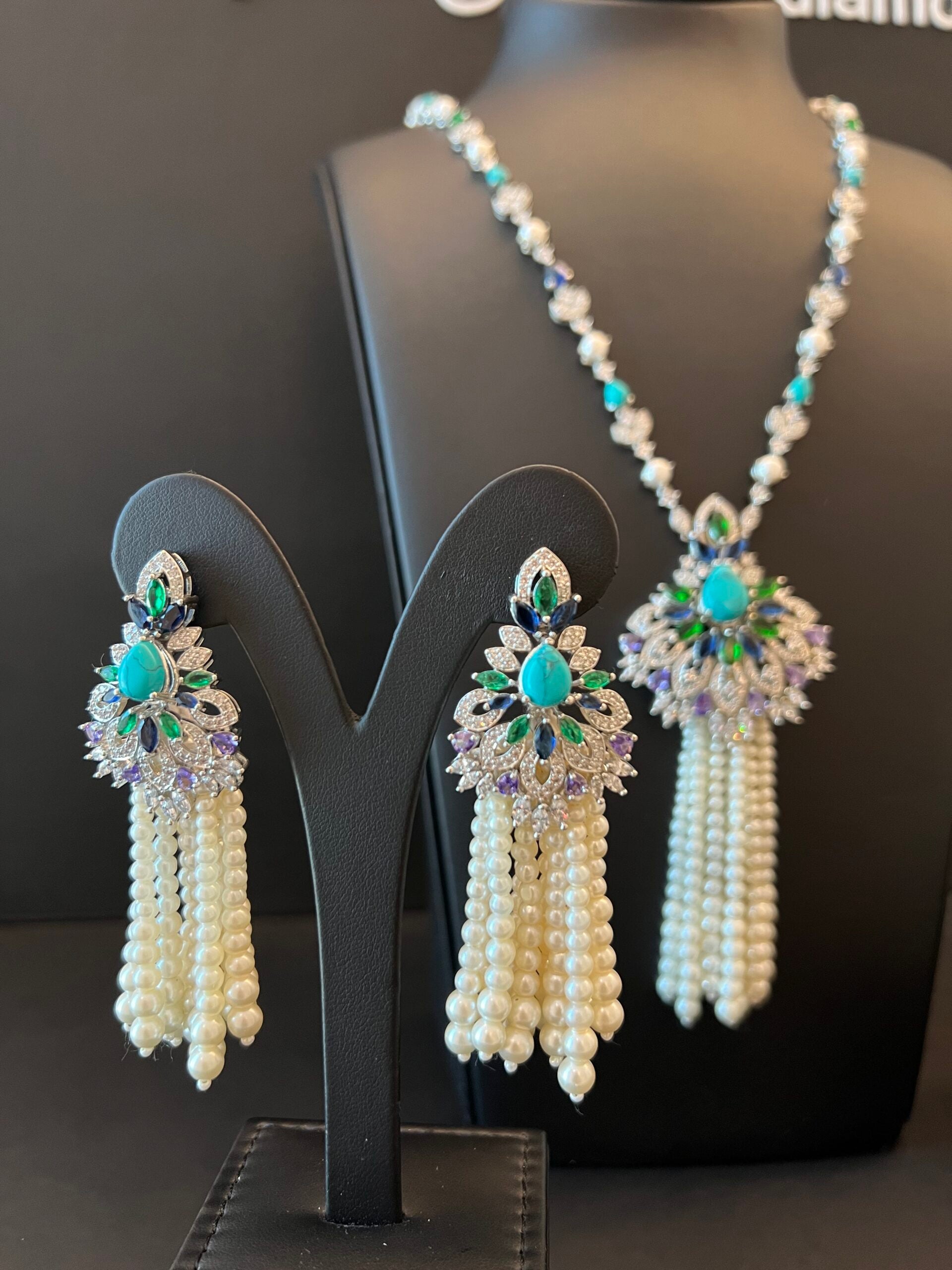 AL HOSN | PEARLS & TURQUOISE & PURPLE