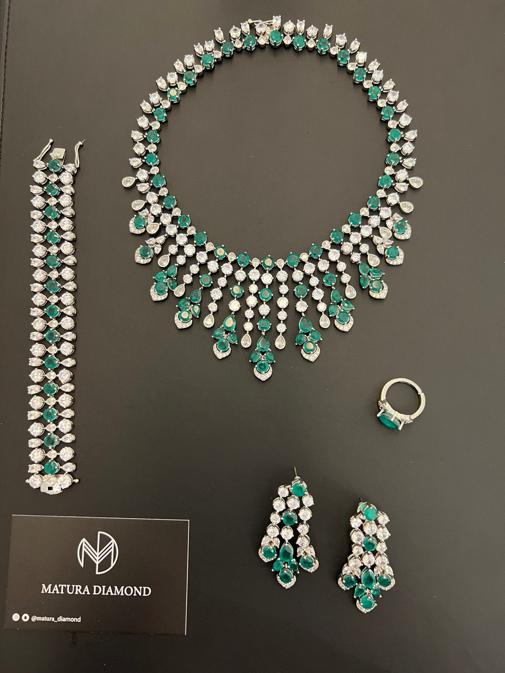 AMEERA | GREEN