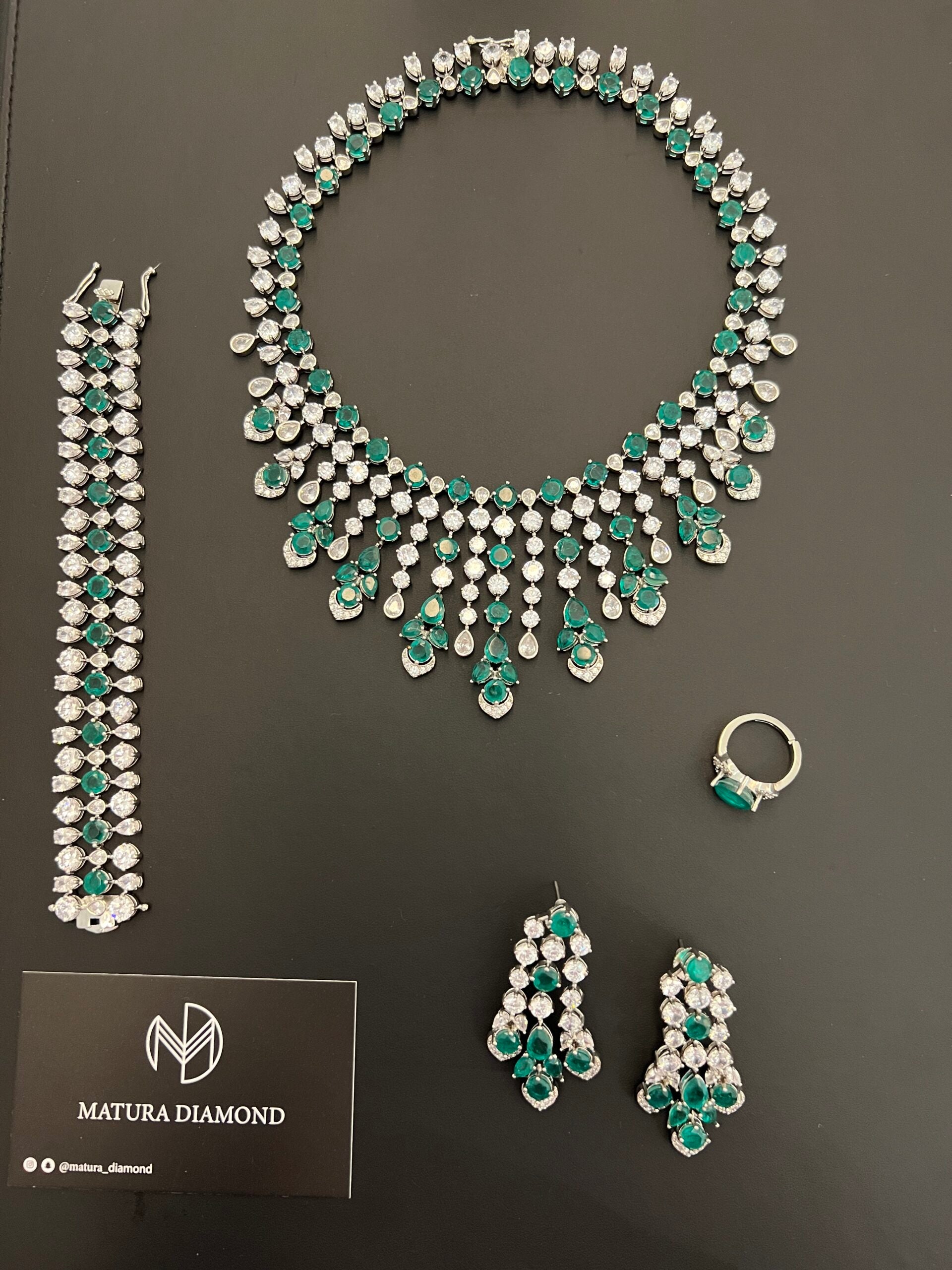 AMEERA | GREEN