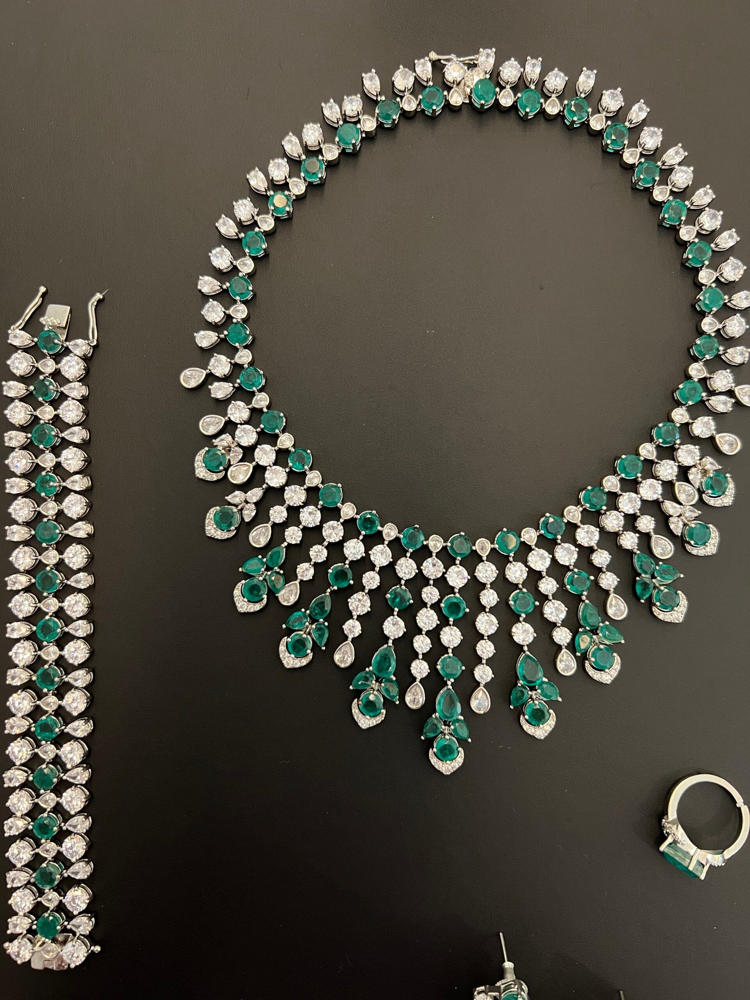 AMEERA | GREEN