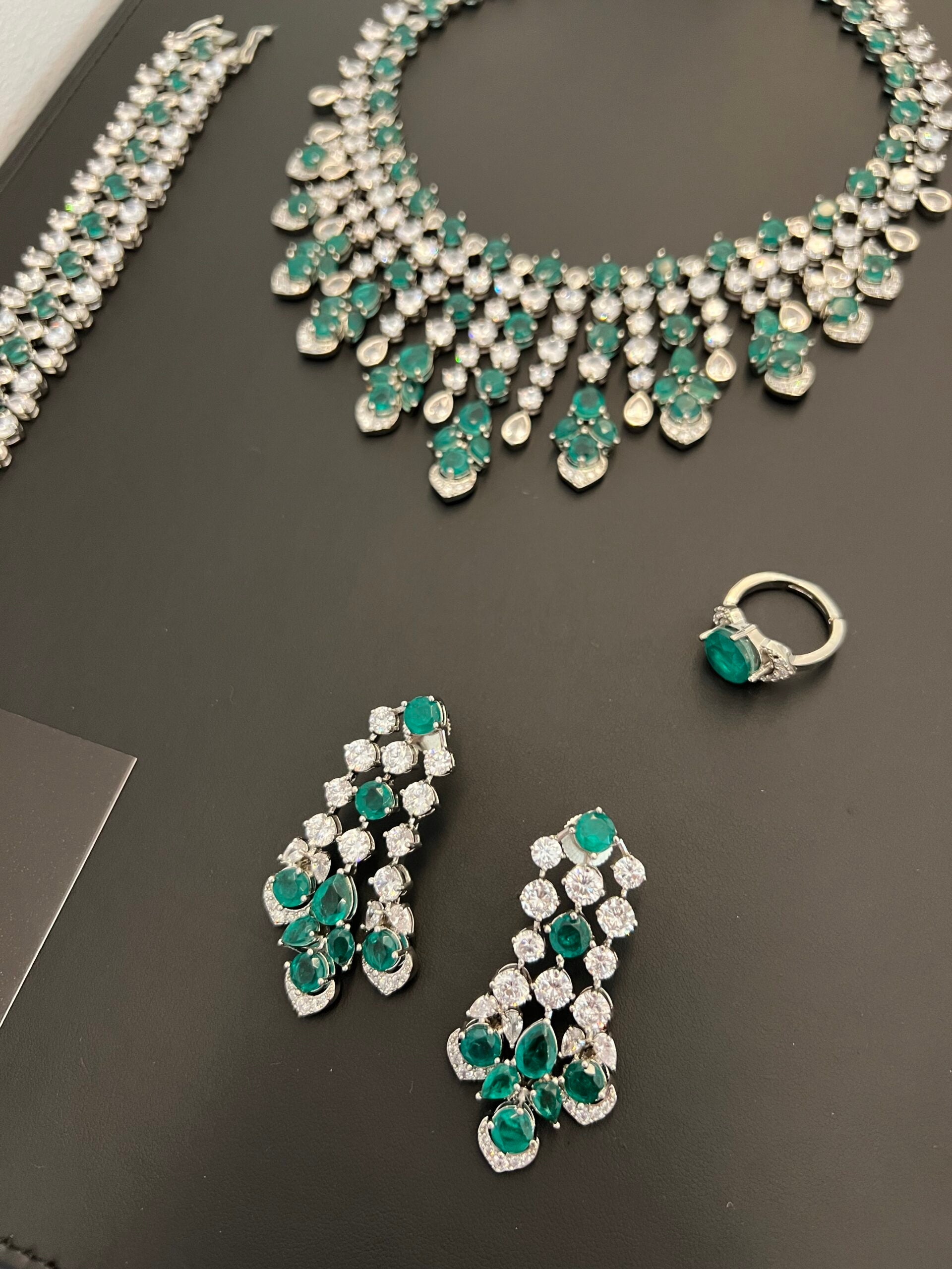 AMEERA | GREEN