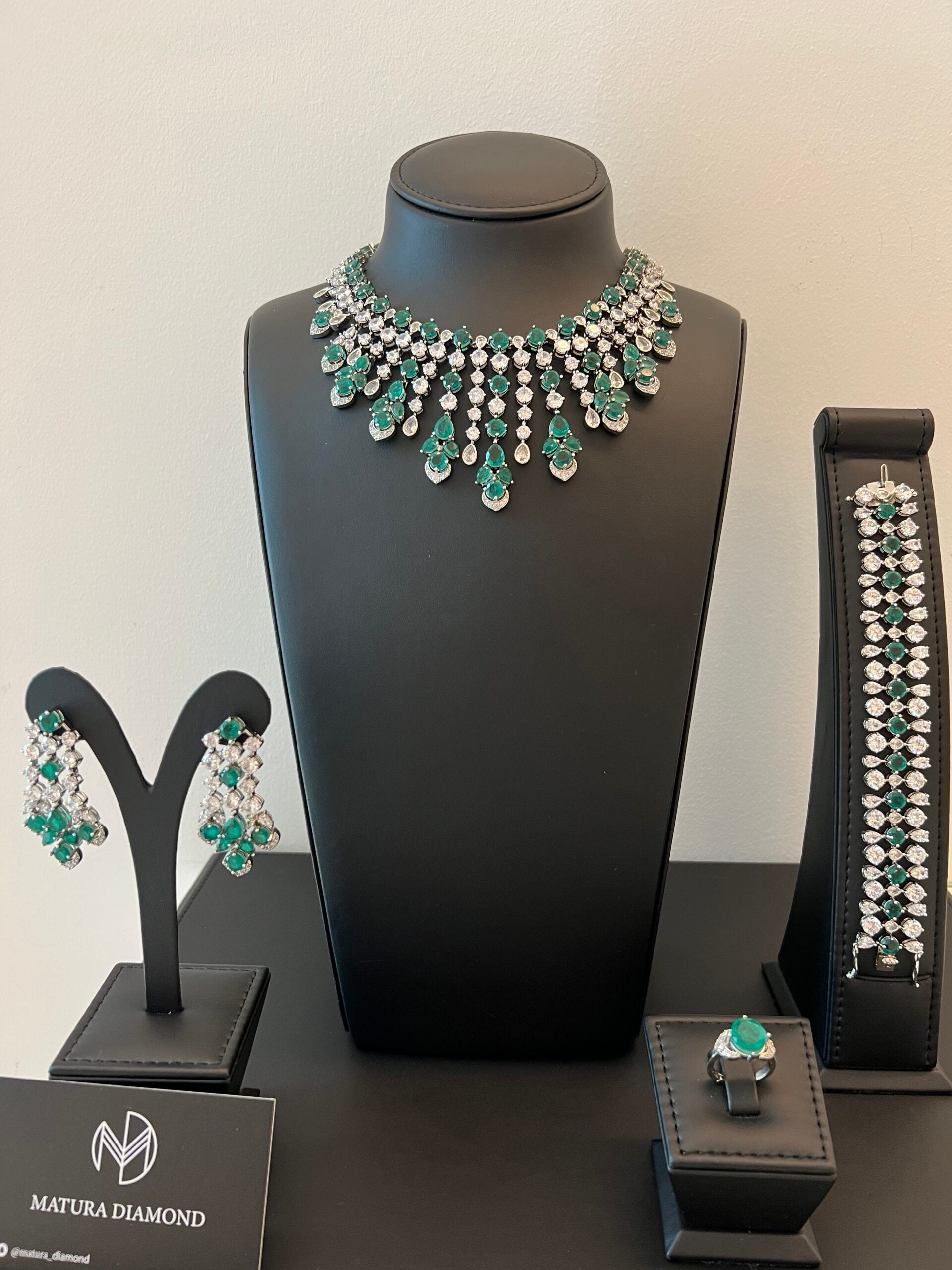 AMEERA | GREEN