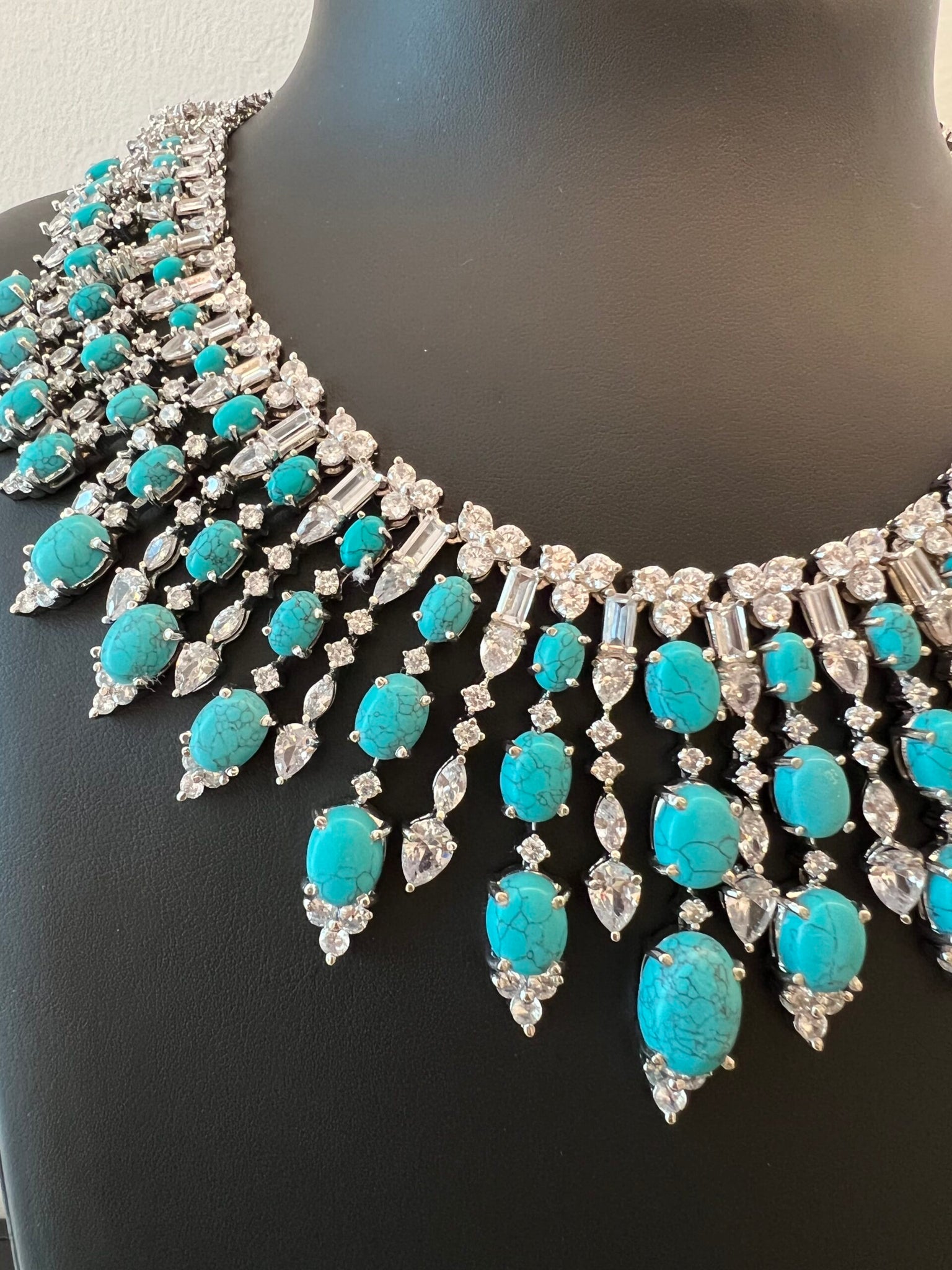 HESSA | TURQUOISE