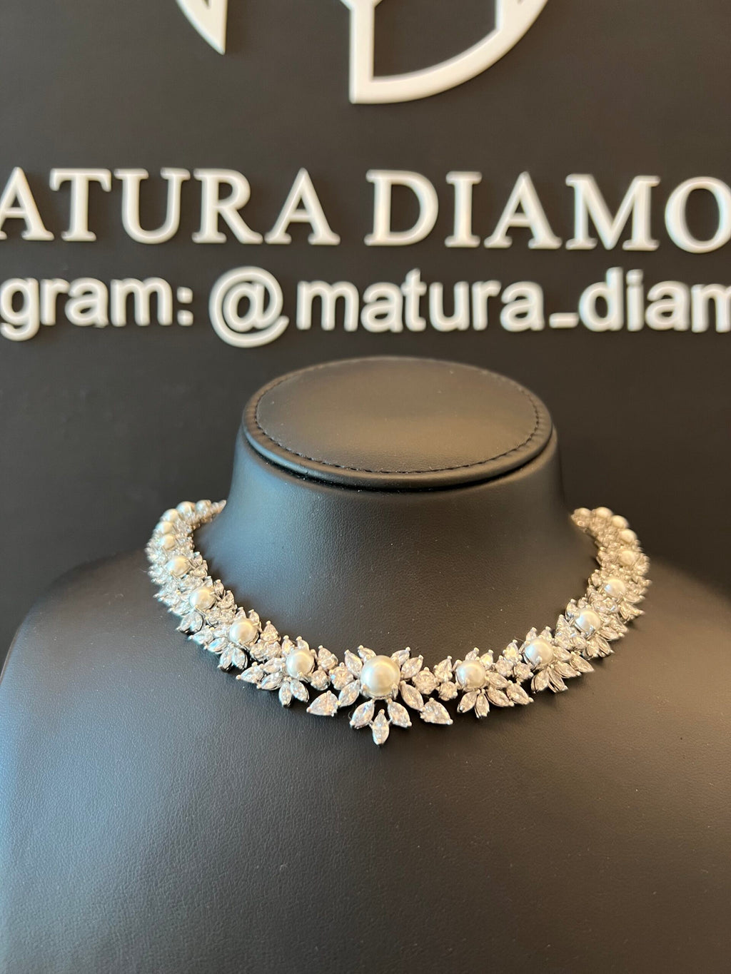 CHOKER WRD | PEARLS