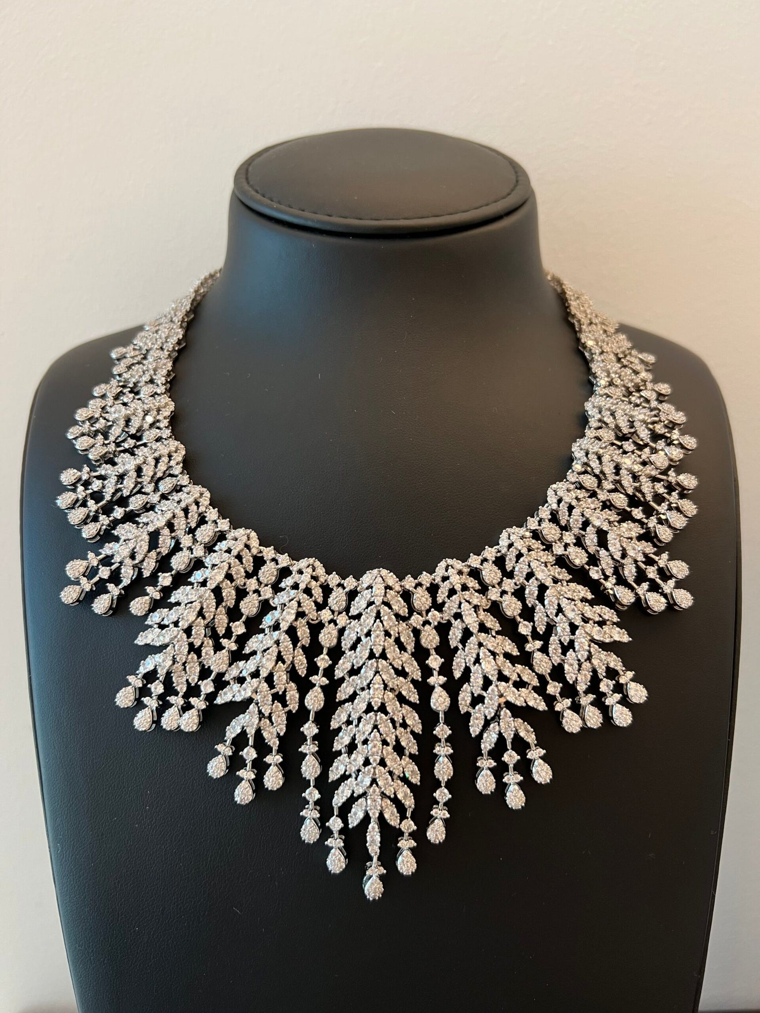 ROSILA | WHITE