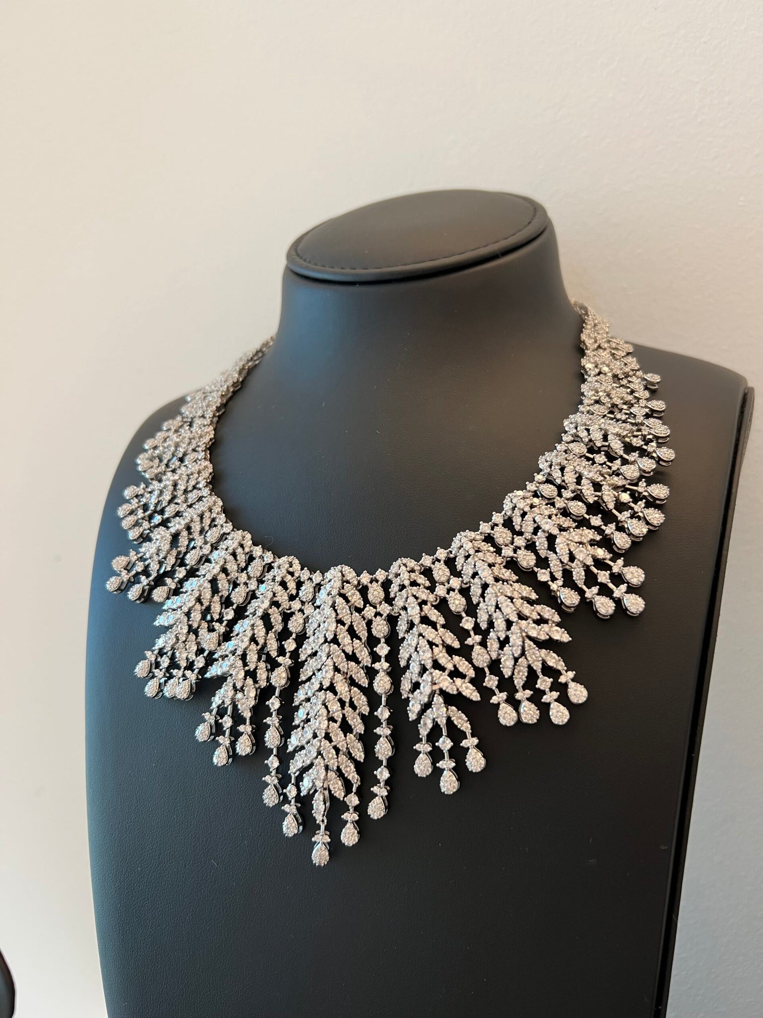 ROSILA | WHITE