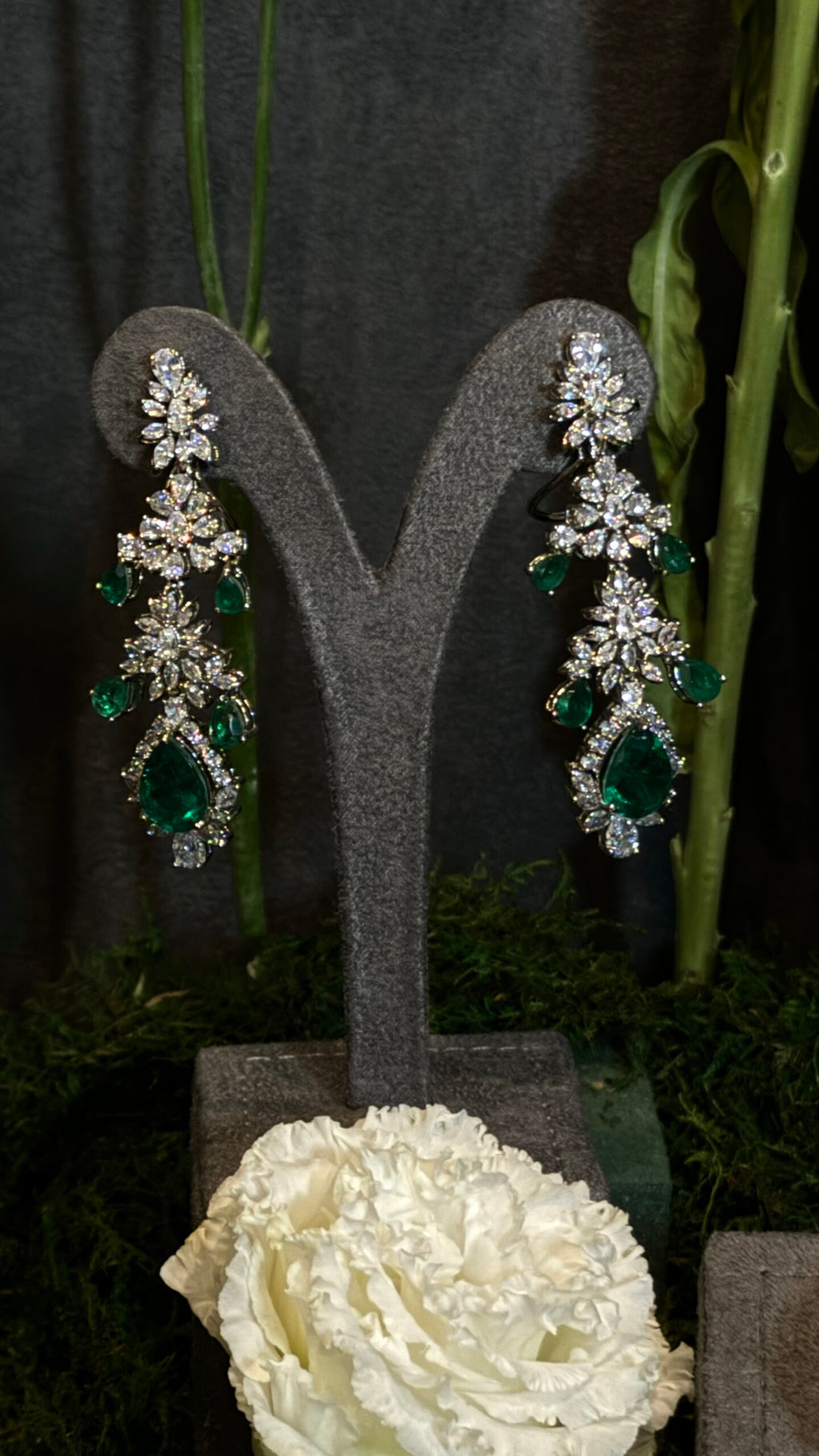 SYNTHETIC EMERALD | GREEN