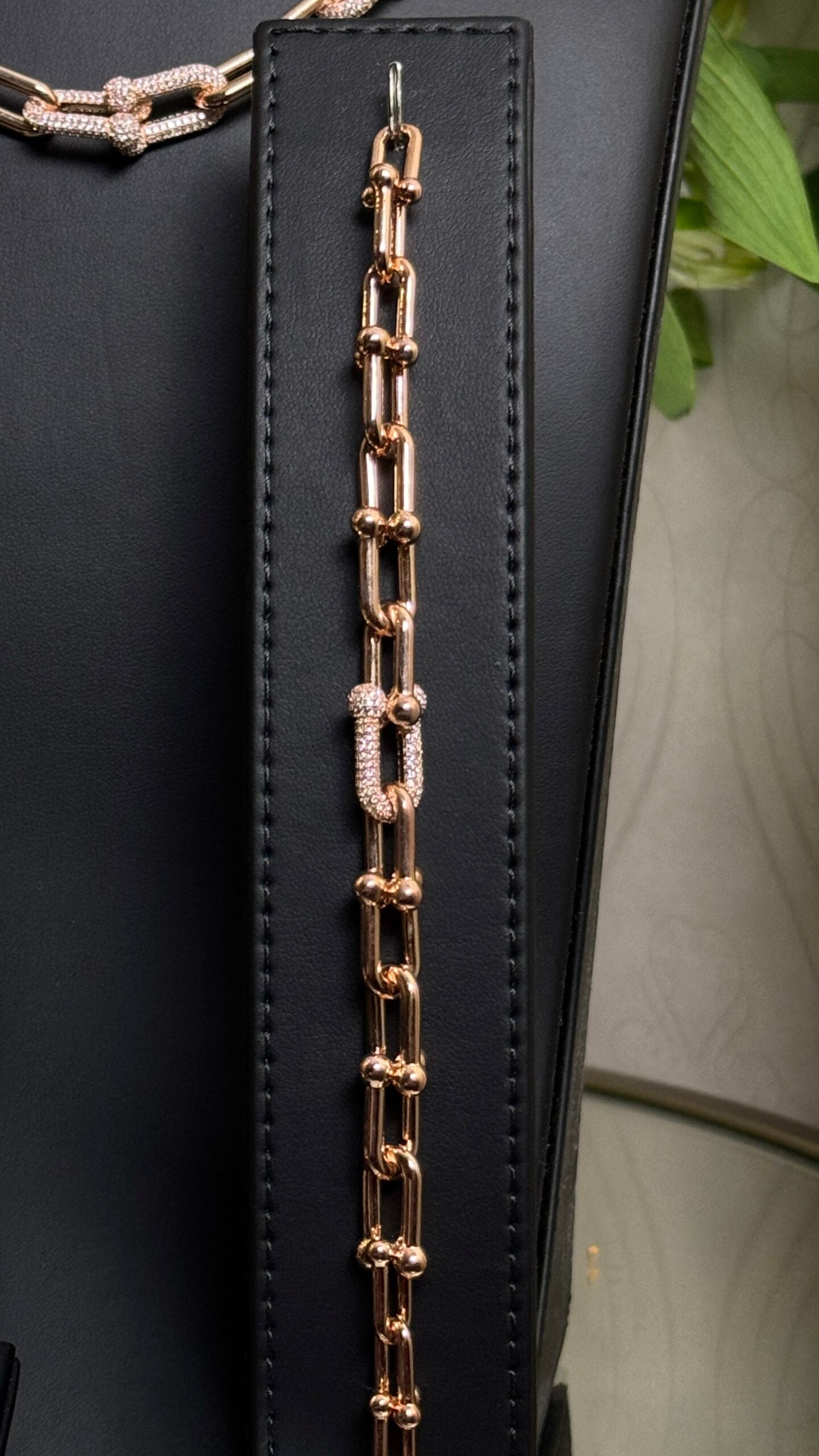 TT | ROSE GOLDEN