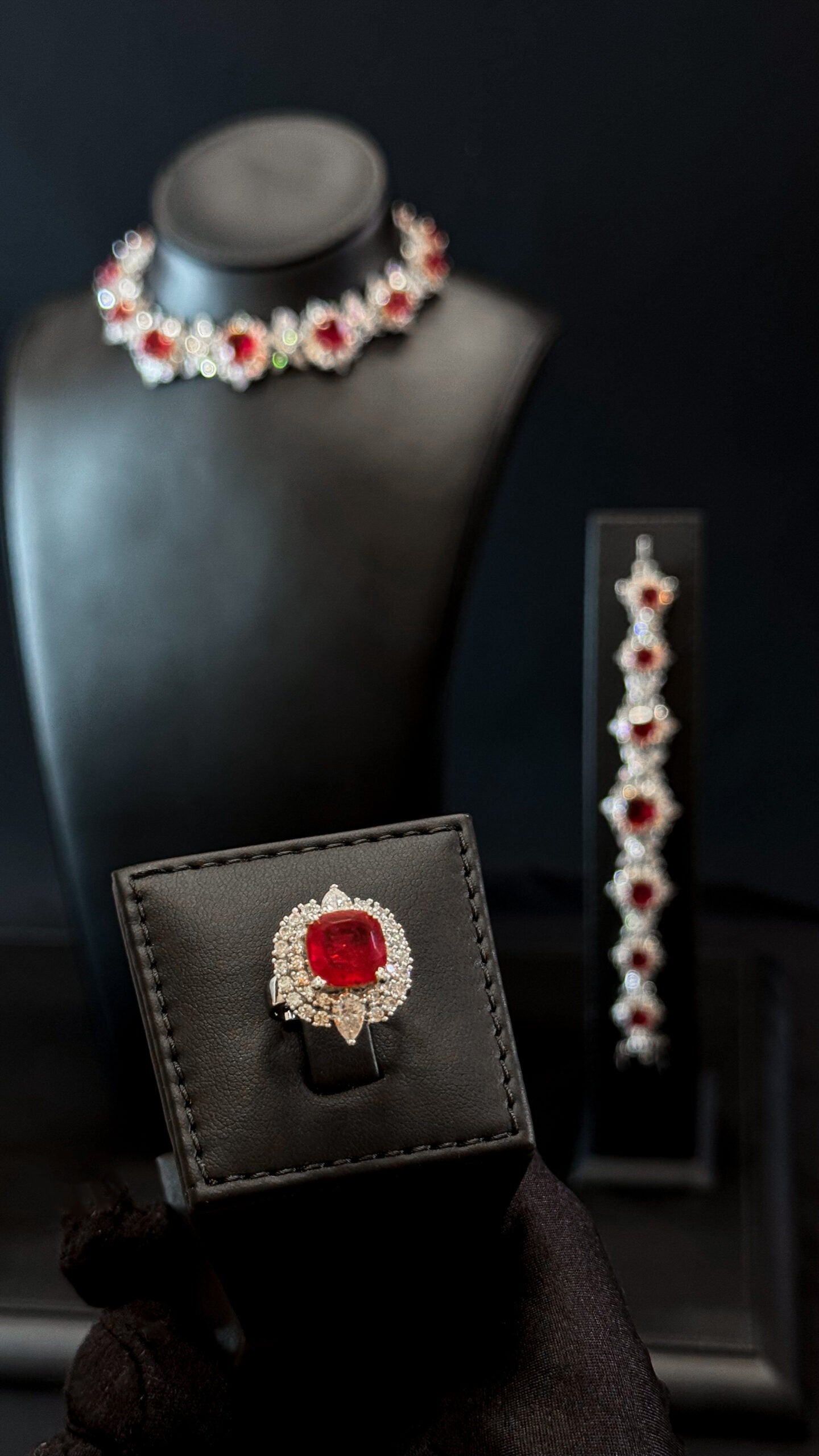 ROYAL | RED