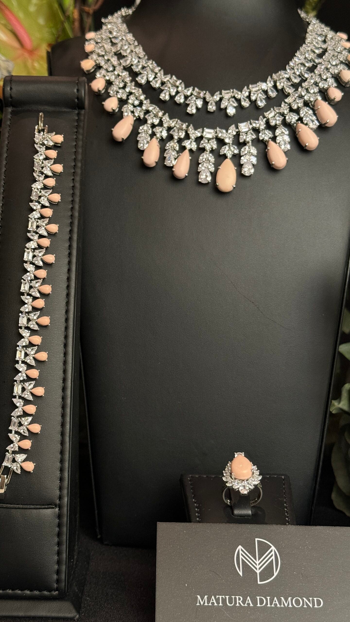 ALBIDYA | PINK
