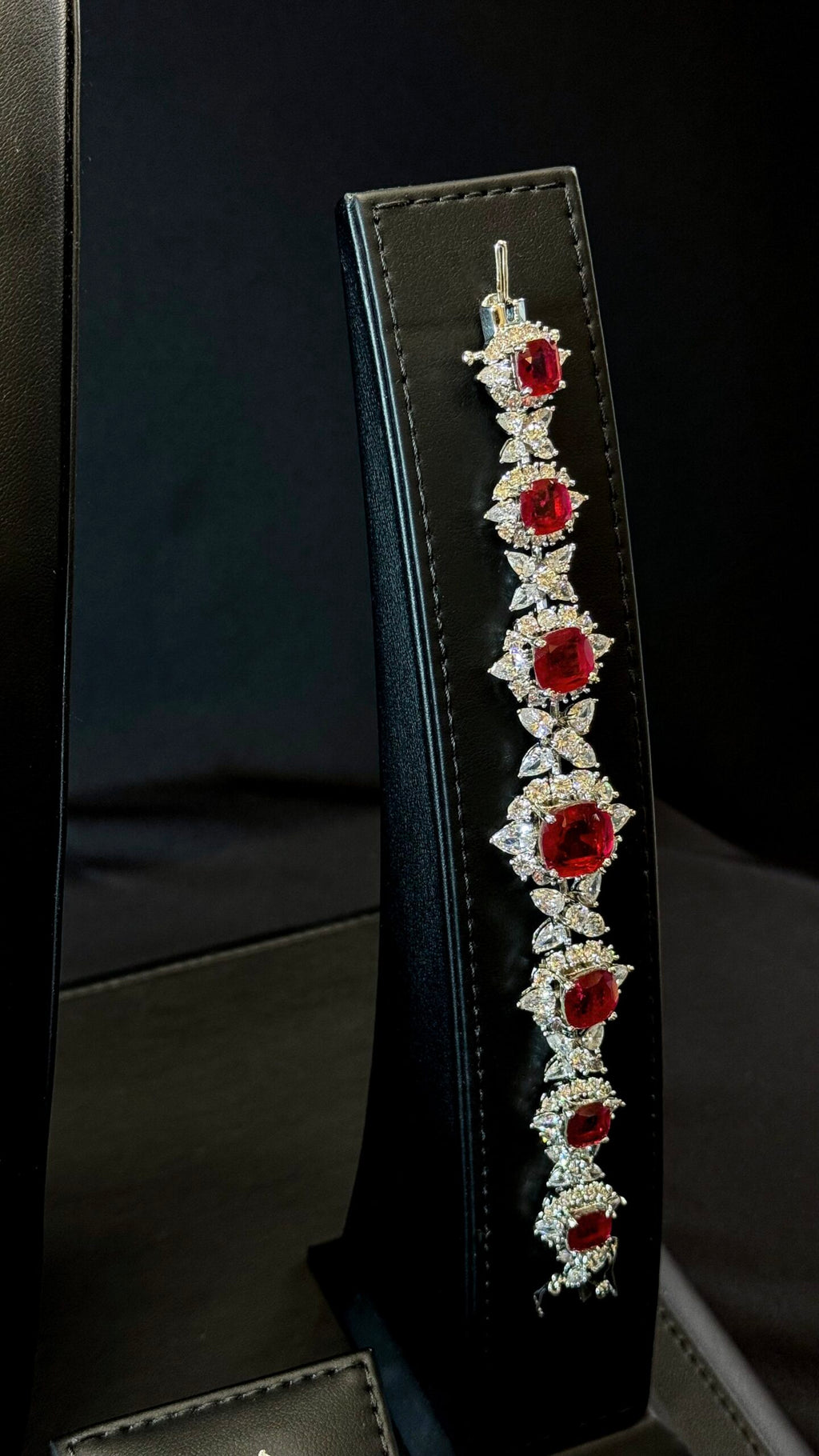 ROYAL | RED