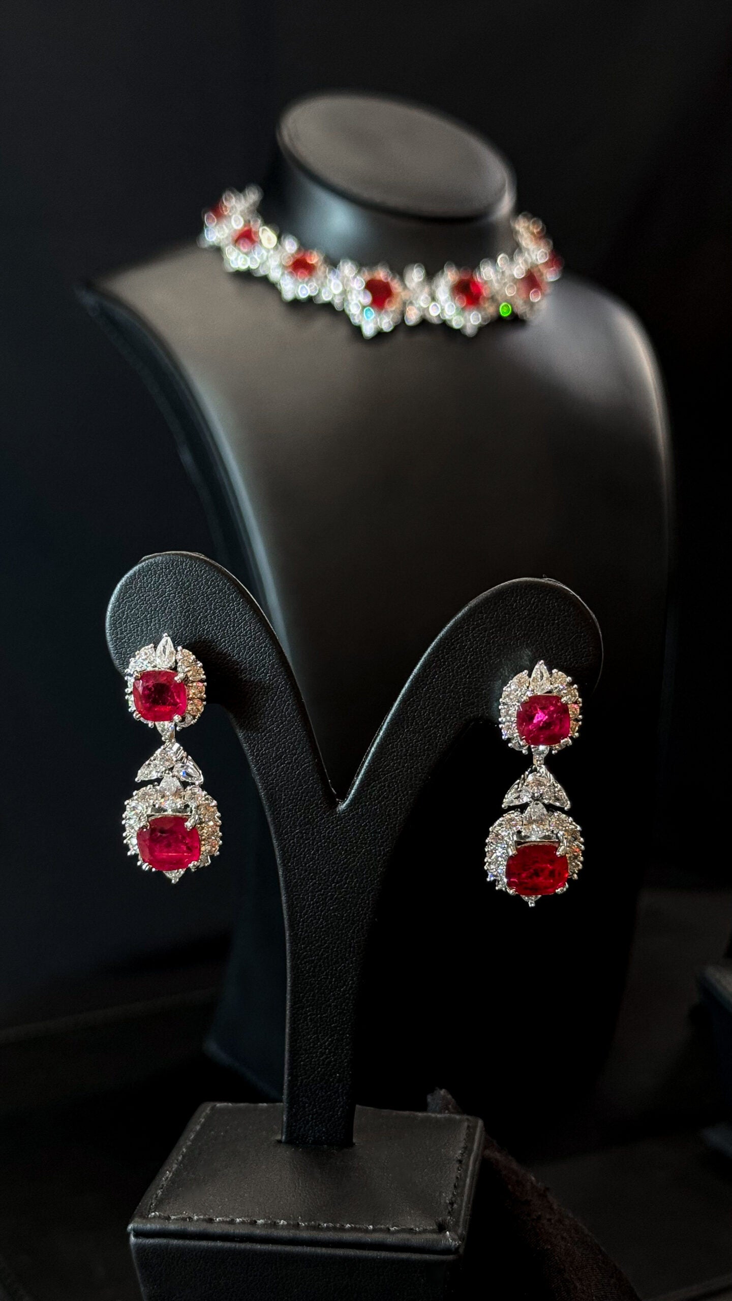 ROYAL | RED