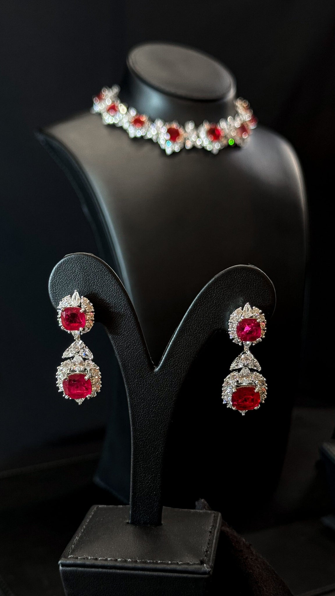 ROYAL | RED