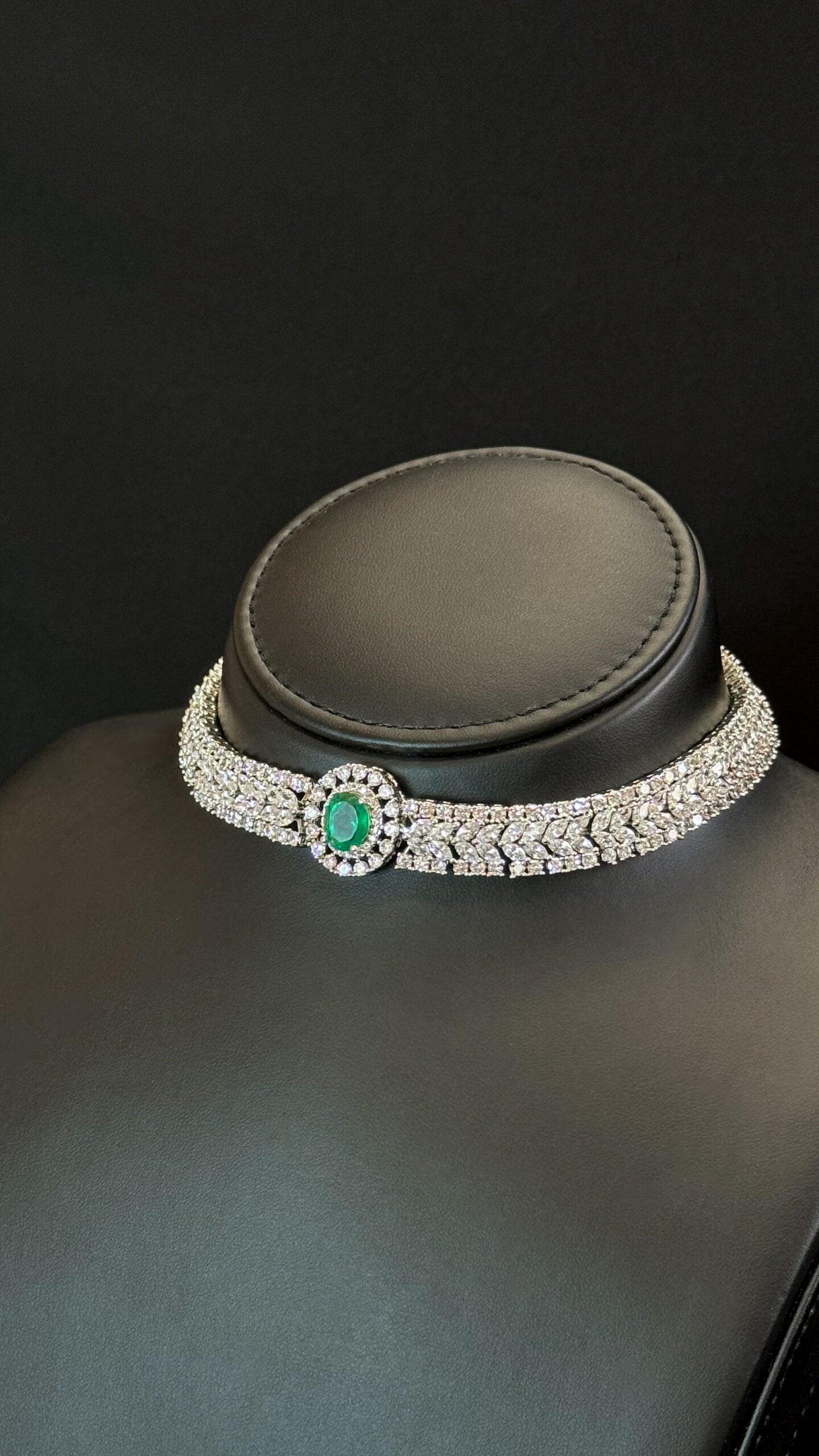 CHOKER ALFAHIDI | GREEN