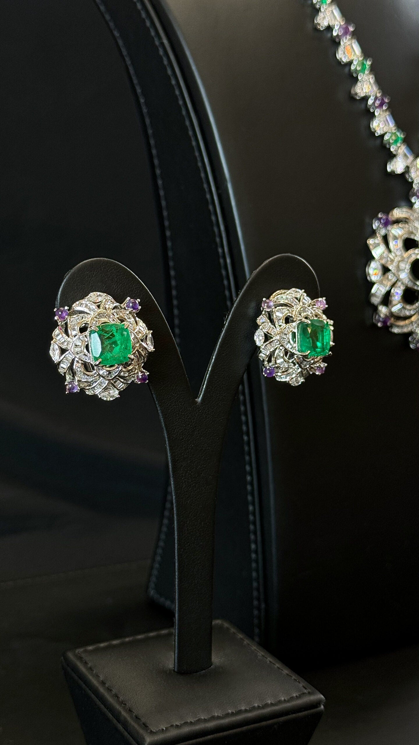 ALMARMOOM | PURPLE & GREEN