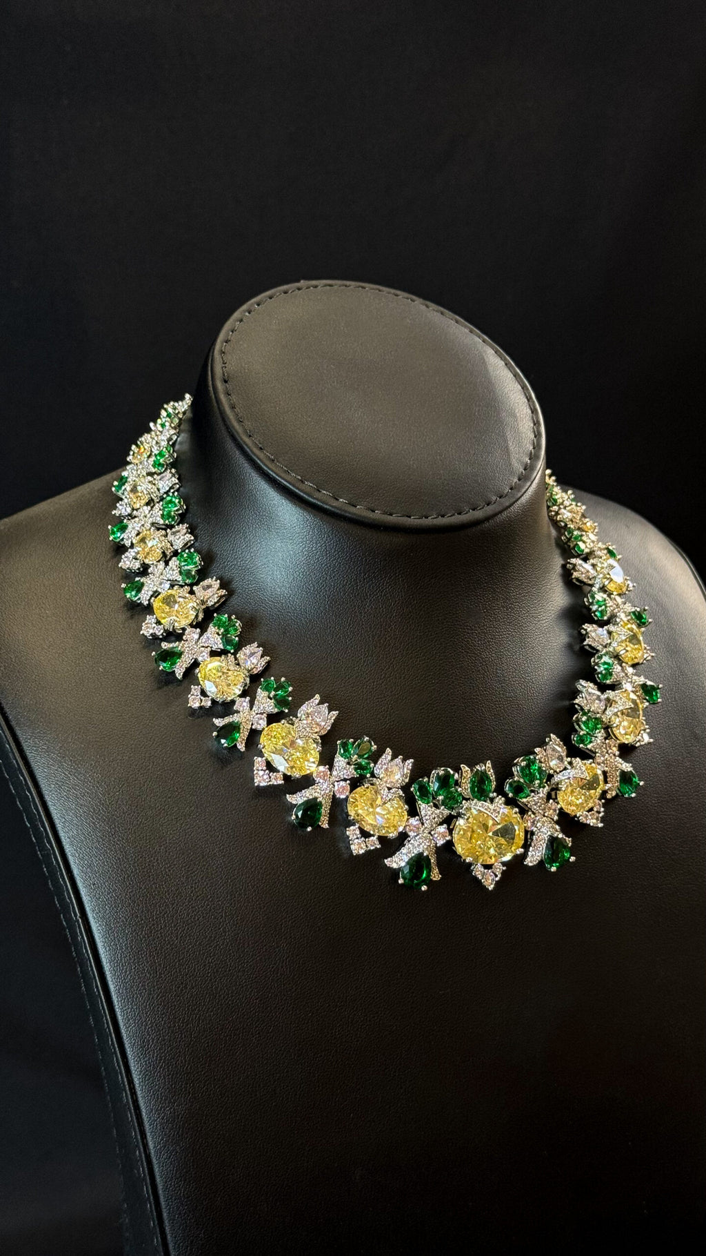 NEW J | YELLOW & GREEN